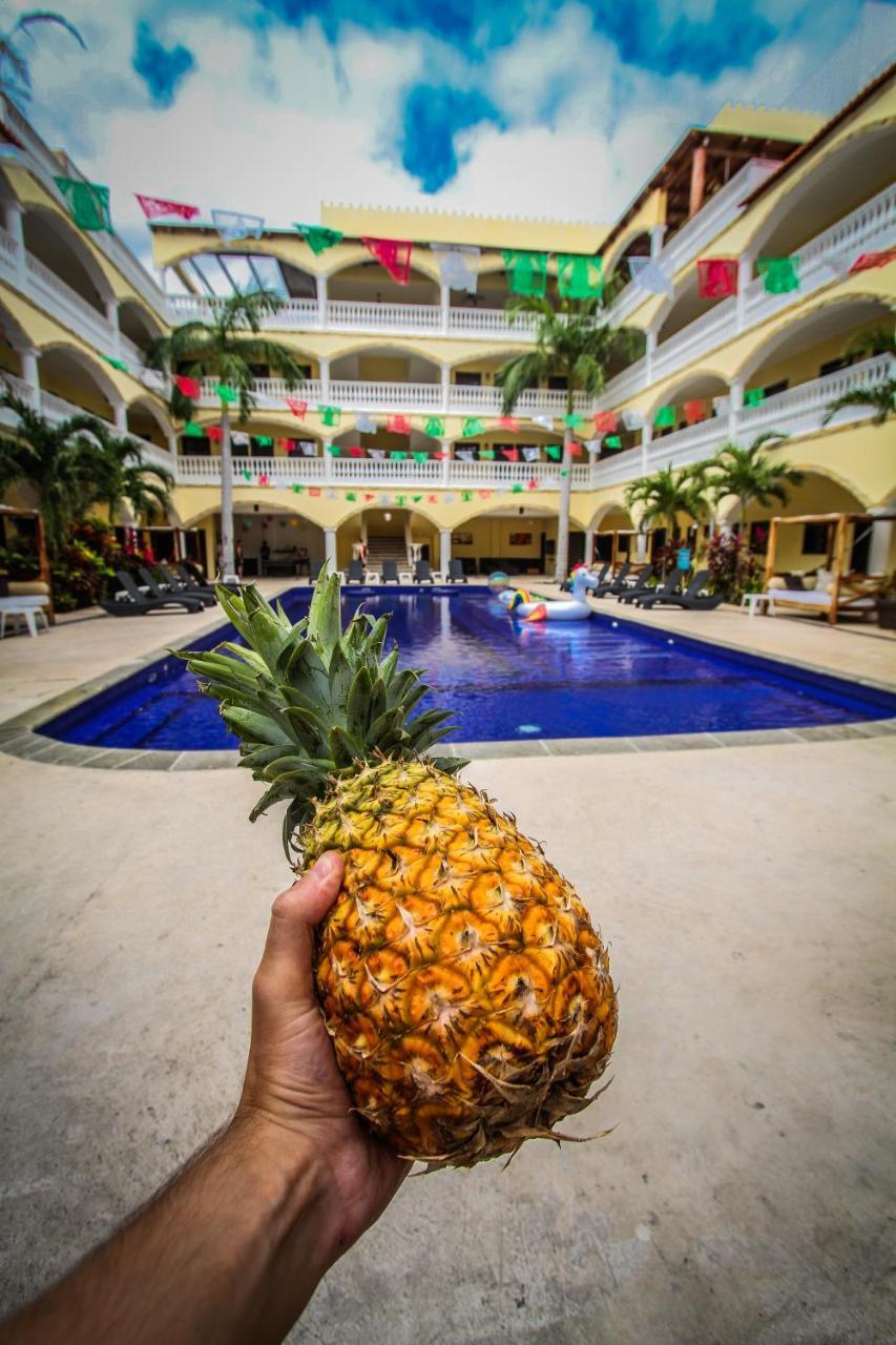 We Playa Hotel Плая-дель-Кармен Экстерьер фото